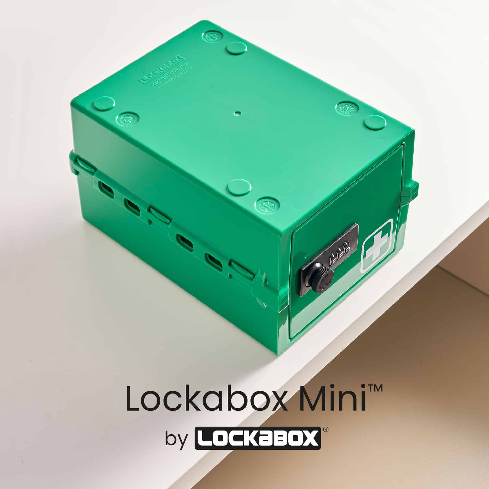 #Colour_Medi Green